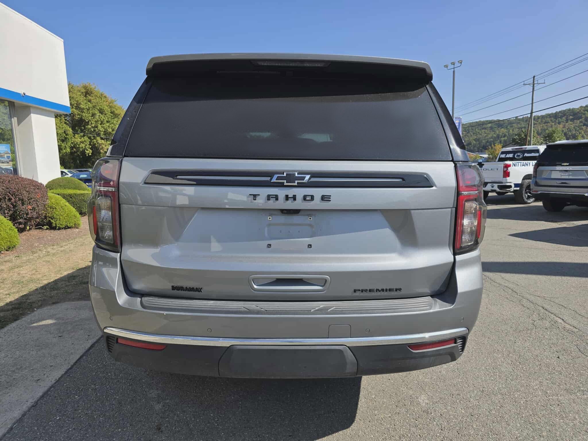 2024 Chevrolet Tahoe Premier photo 2