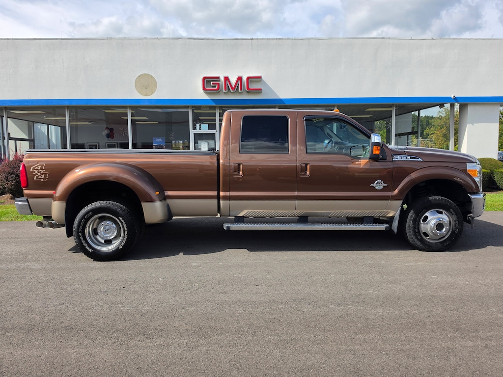 Used 2011 Ford F-350SD Lariat Truck Crew Cab