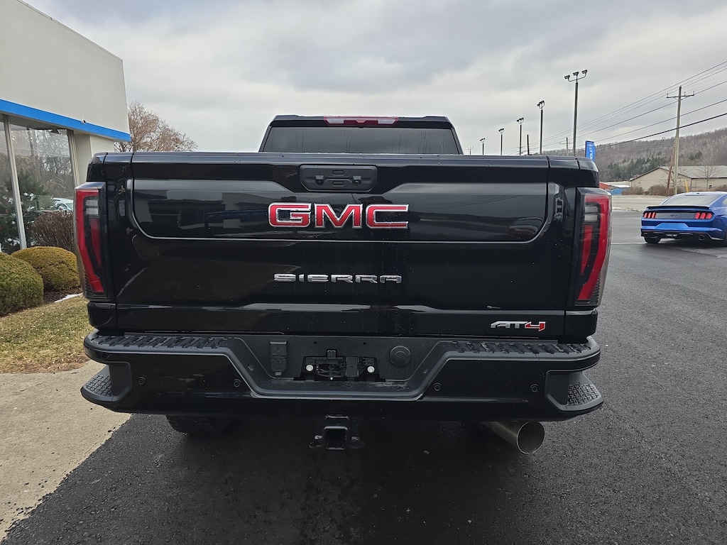 New 2026 GMC Sierra 2500 HD AT4 Truck Crew Cab