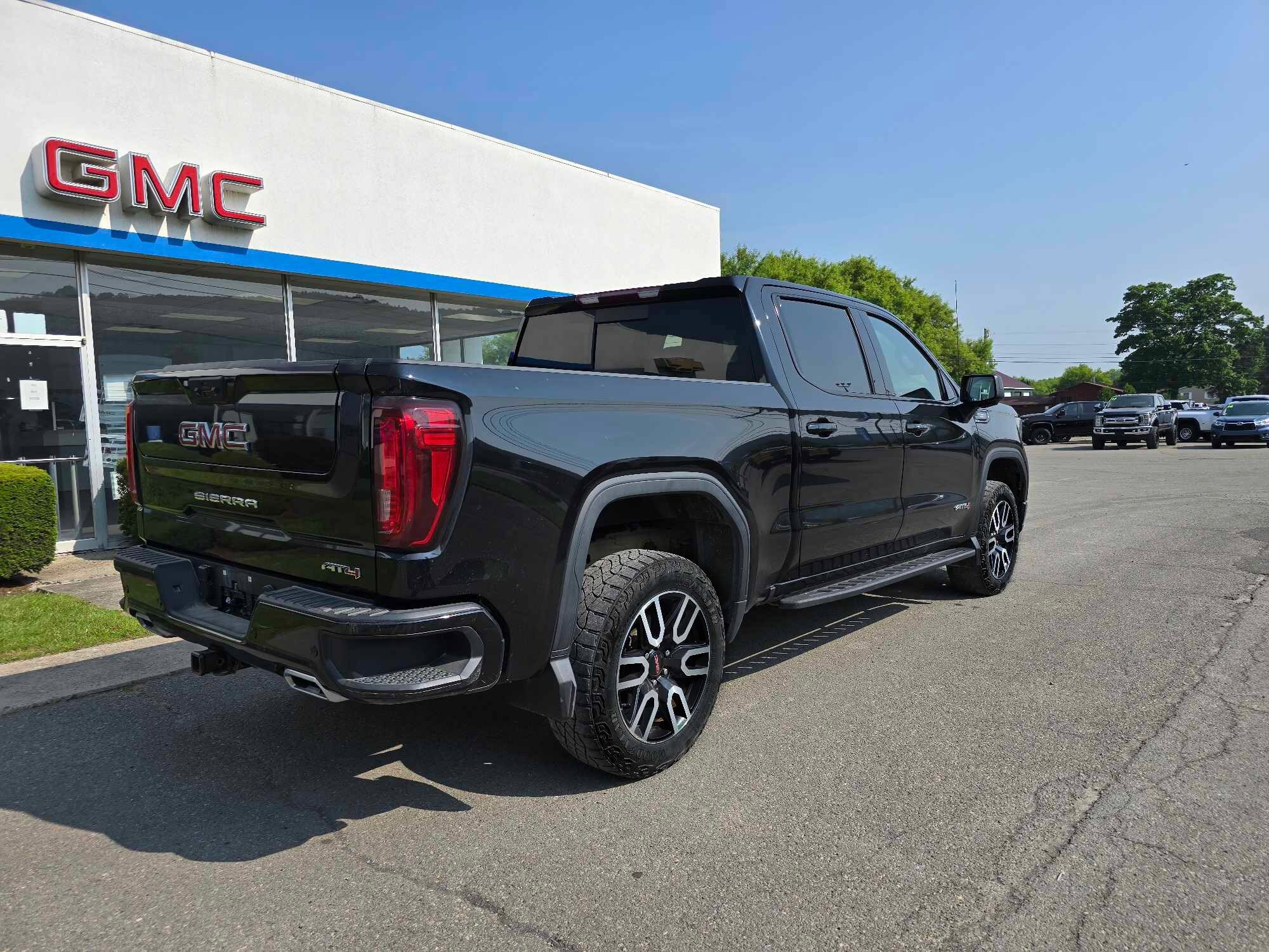 2023 Gmc Sierra 1500 AT4 photo 3