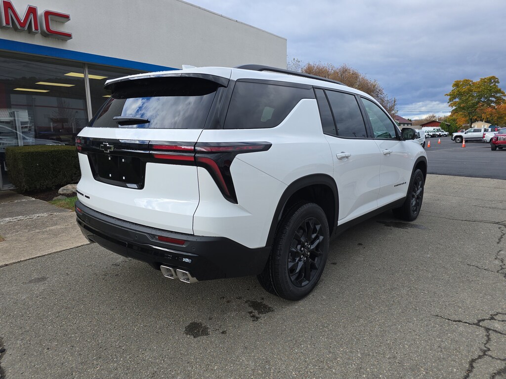 New 2026 Chevrolet Traverse AWD LT SUV