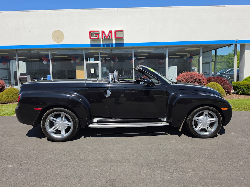 Used 2004 Chevrolet SSR LS Truck Standard Cab