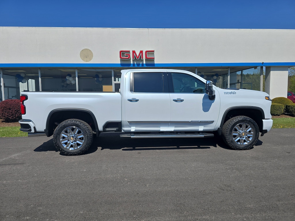 New 2026 Chevrolet Silverado 2500 HD High Country Truck Crew Cab