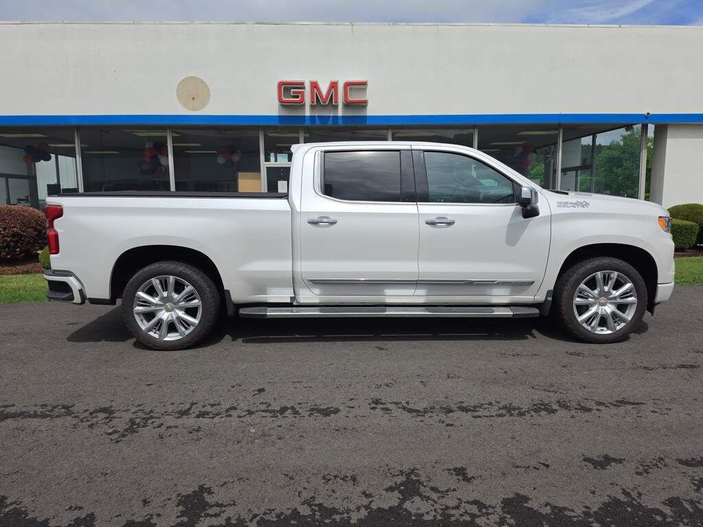 Used 2024 Chevrolet Silverado 1500 High Country Truck Crew Cab