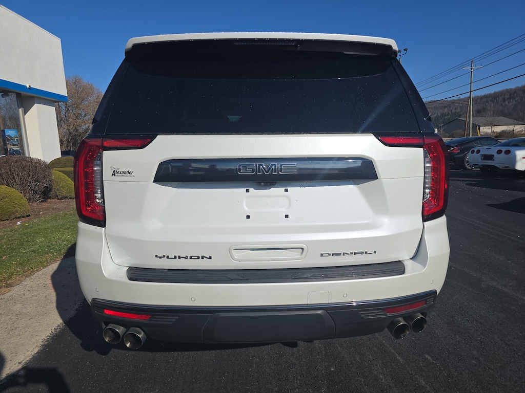 Used 2023 GMC Yukon XL Denali Ultimate SUV