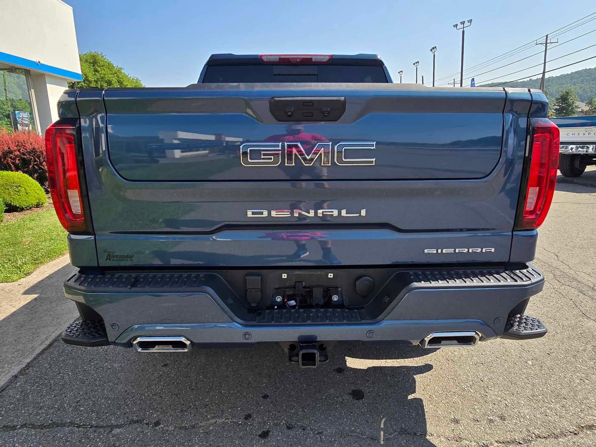 2024 Gmc Sierra 1500 Denali Ultimate photo 3