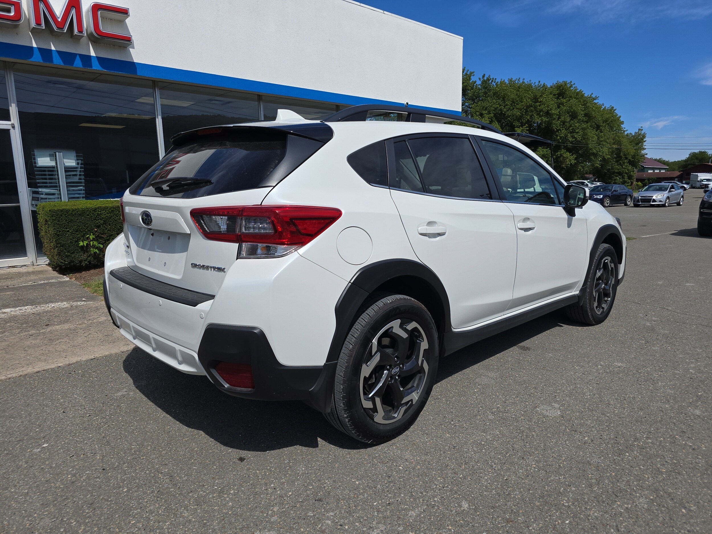 2022 Subaru Crosstrek Limited photo 3