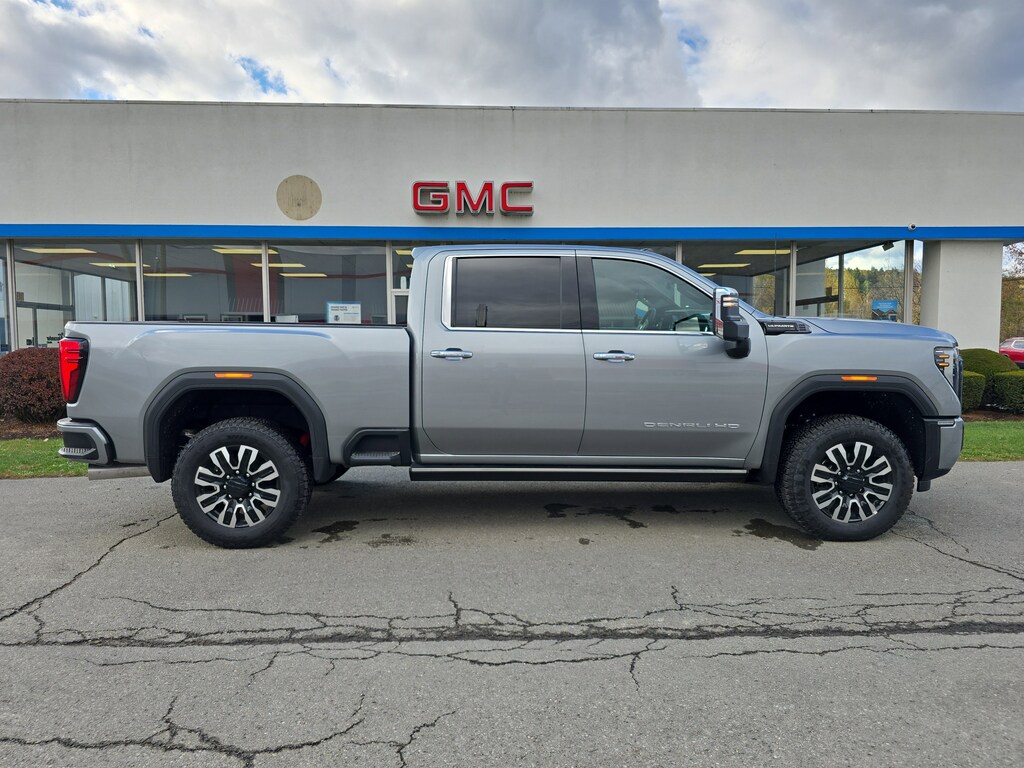 New 2026 GMC Sierra 2500 HD Denali Ultimate Truck Crew Cab
