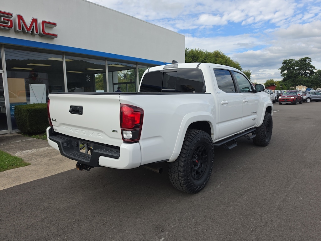 Used 2022 Toyota Tacoma 4WD SR5 Truck Double Cab