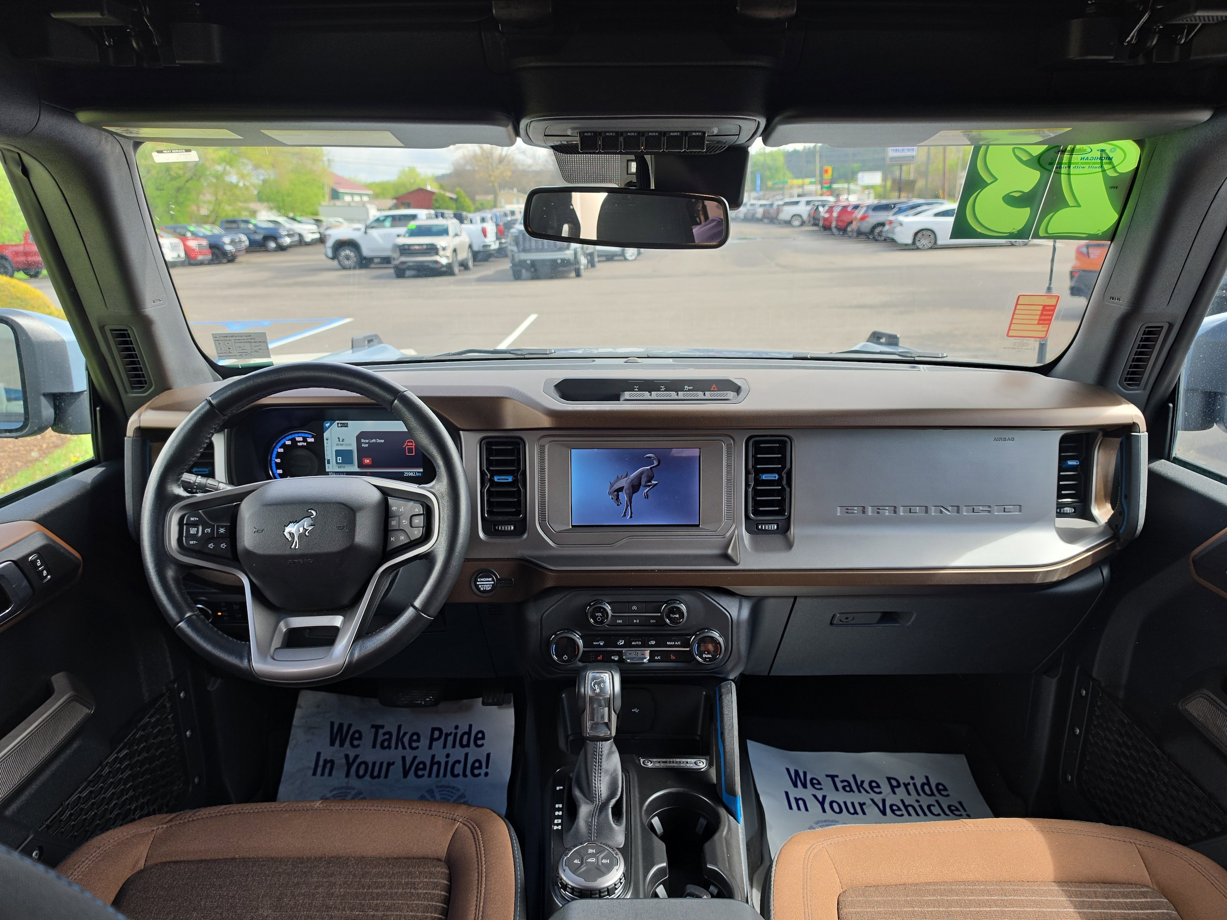 2023 Ford Bronco 4-Door Outer Banks - Photo 16