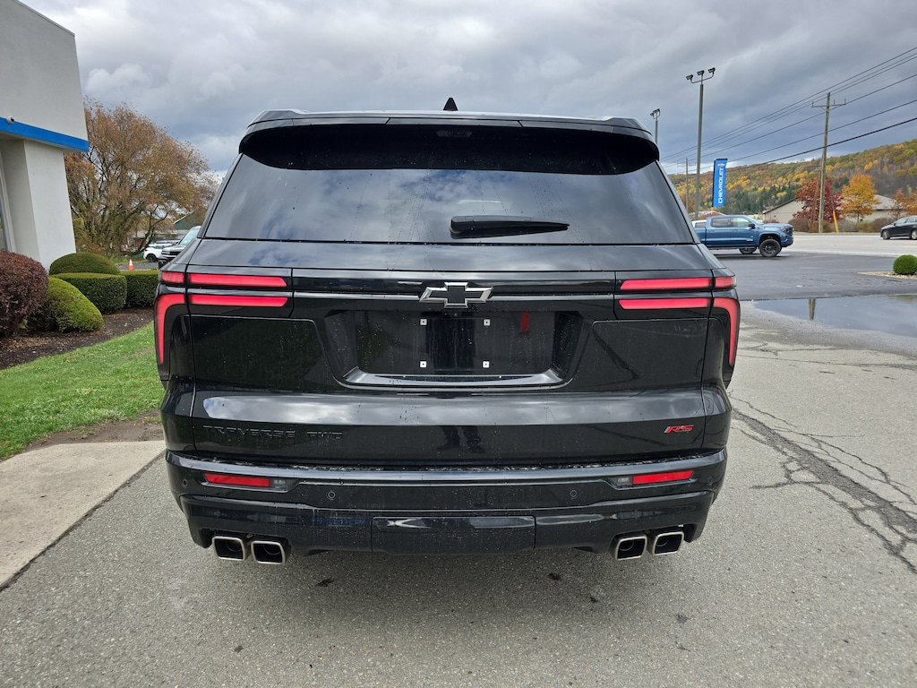 Used 2024 Chevrolet Traverse AWD RS SUV