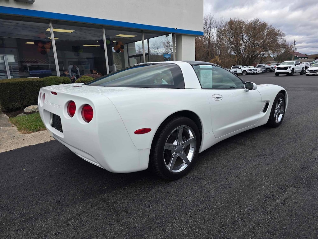 Used 1998 Chevrolet Corvette  Coupe