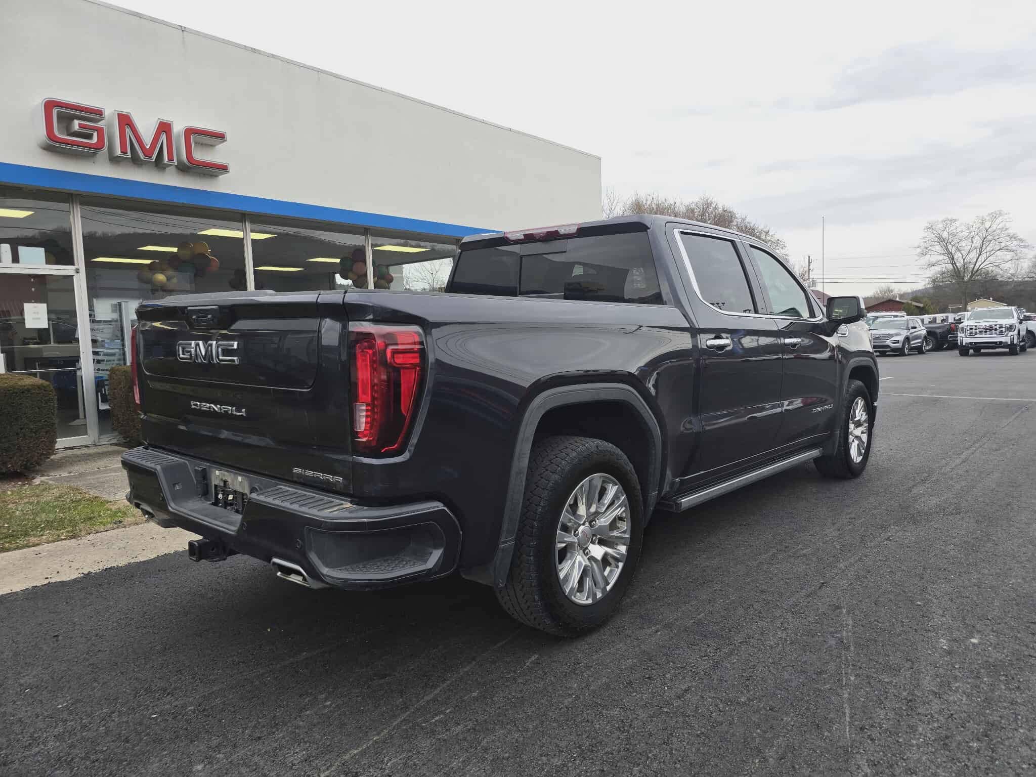 2024 Gmc Sierra 1500 Denali photo 3