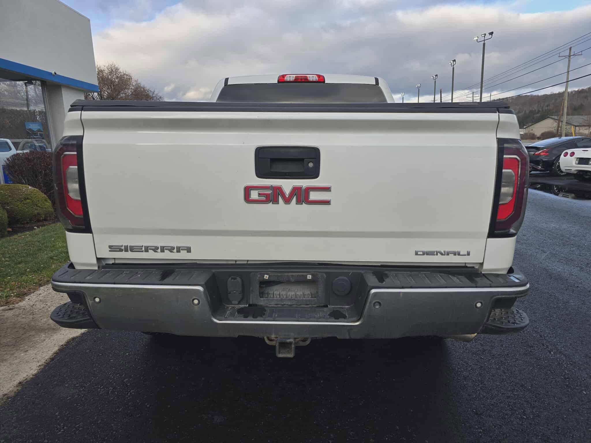 2016 Gmc Sierra 1500 Denali photo 3