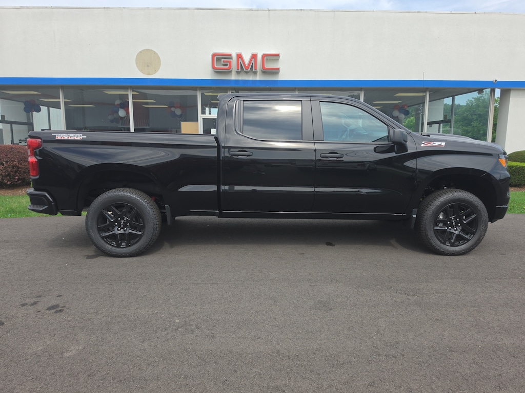 New 2026 Chevrolet Silverado 1500 Custom Trail Boss Truck Crew Cab