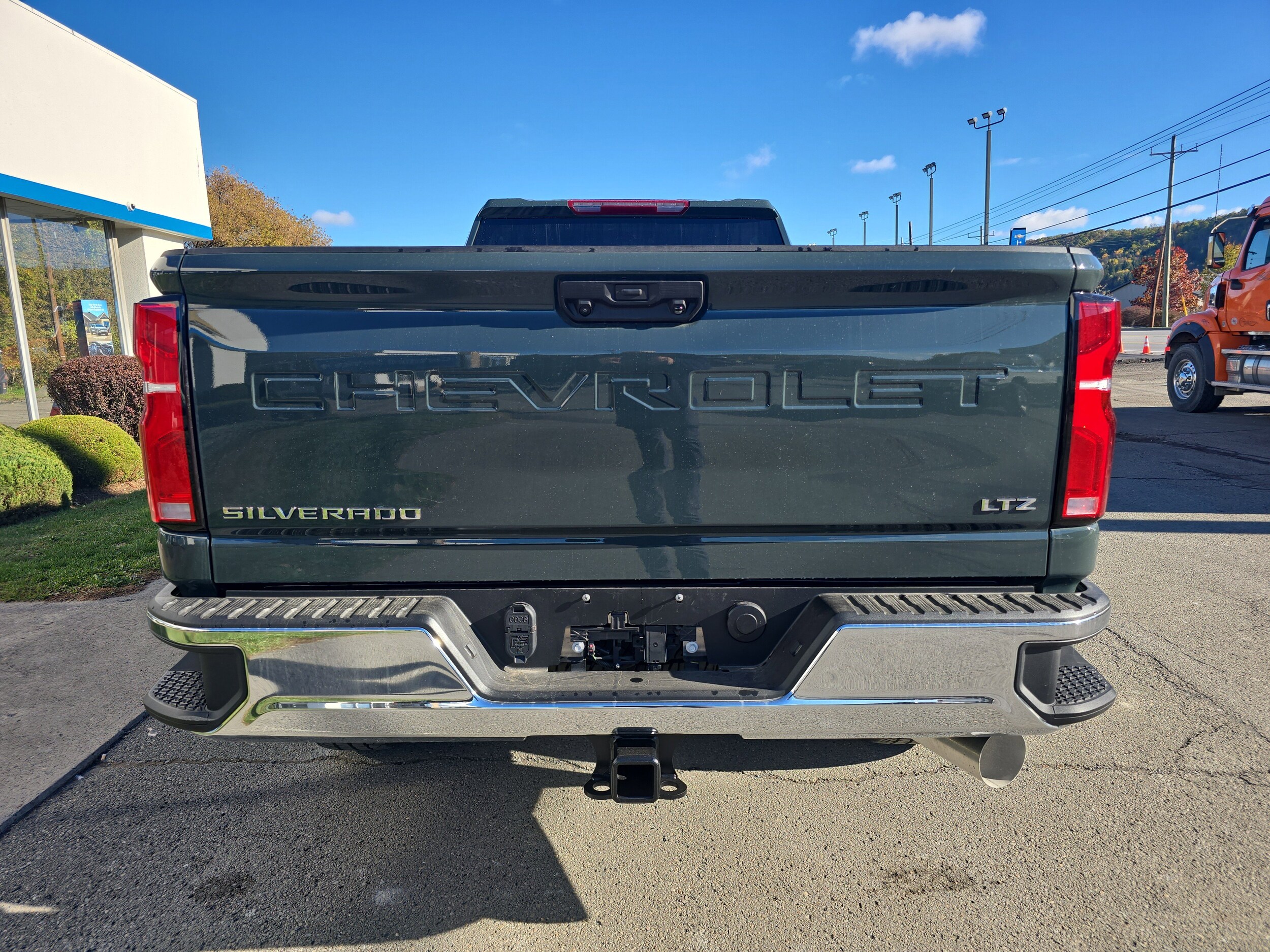 2025 Chevrolet Silverado 2500HD LTZ photo 2