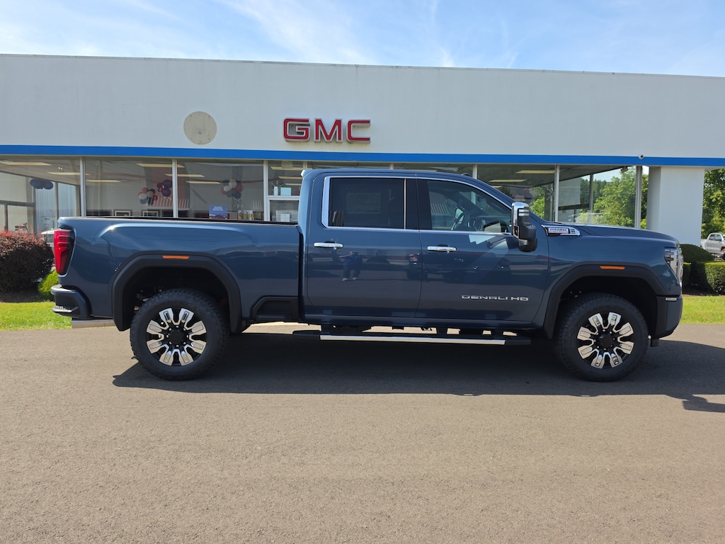 New 2026 GMC Sierra 3500 HD Denali Truck Crew Cab