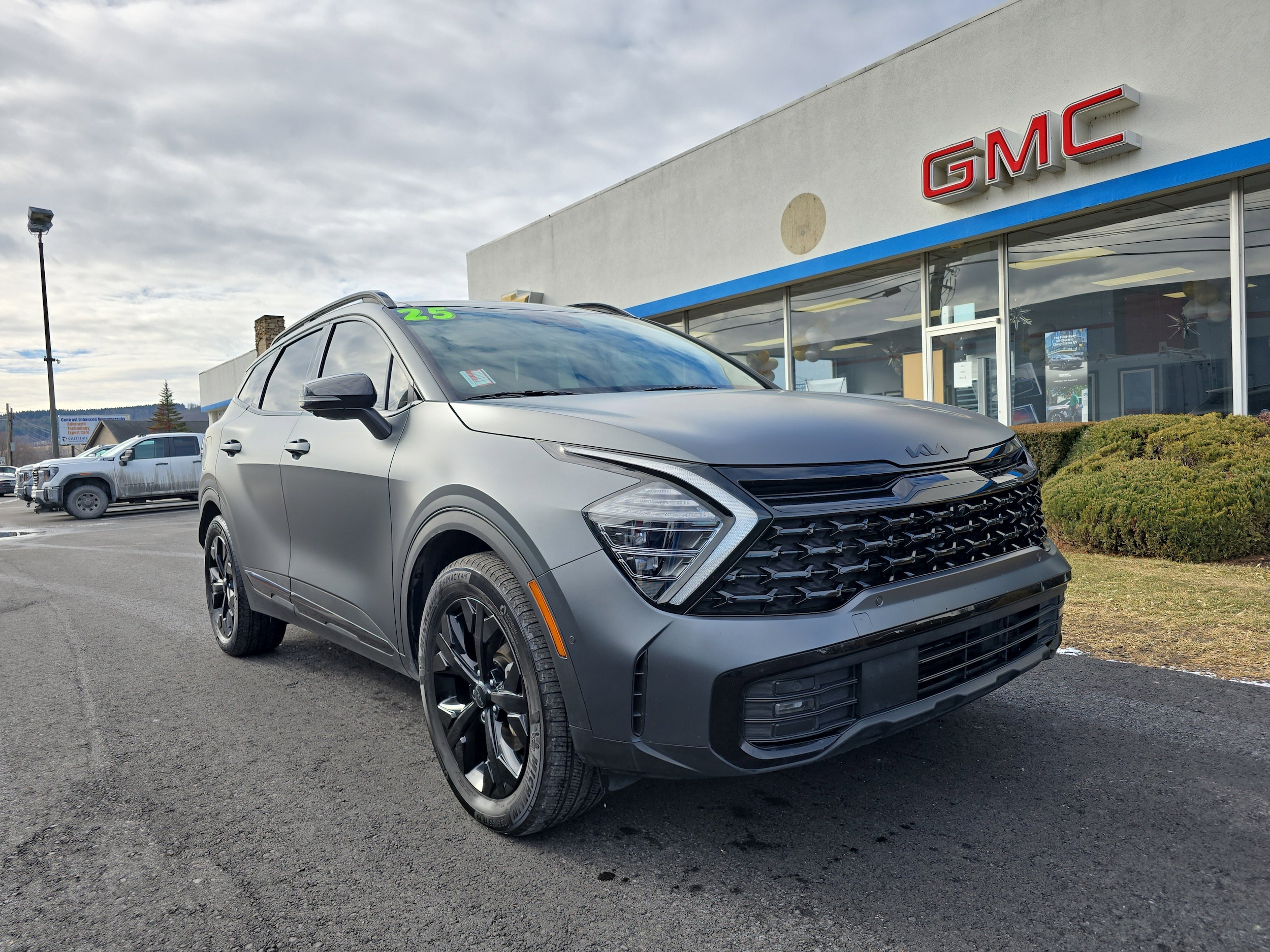 2025 Kia Sportage Plug-In Hybrid SUV 