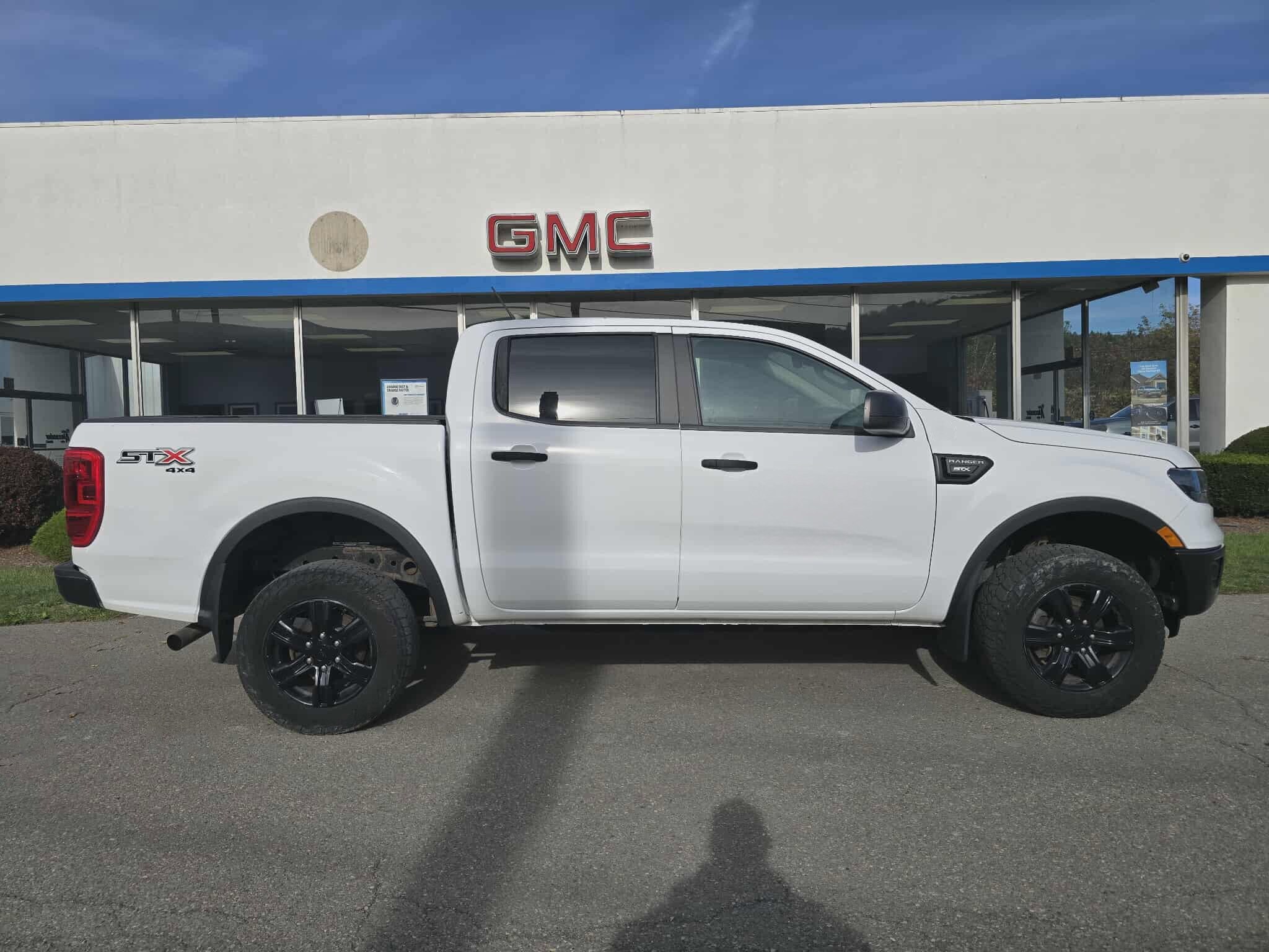 2022 Ford Ranger XL photo 2