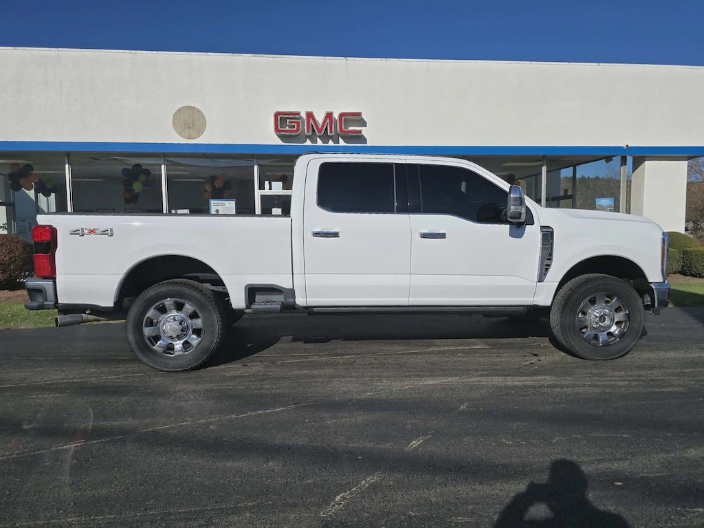 Used 2025 Ford Super Duty F-250 SRW King Ranch Truck Crew Cab
