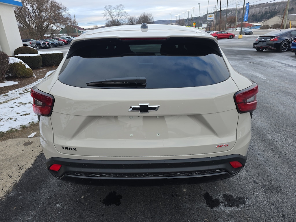 New 2026 Chevrolet Trax 1RS SUV