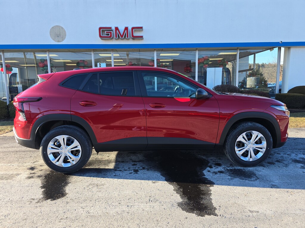 New 2026 Chevrolet Trax LS SUV