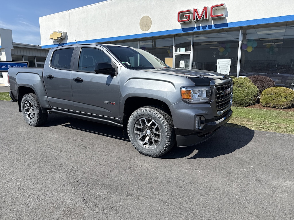 Used 2021 GMC Canyon 4WD AT4 w/Cloth Truck Crew Cab