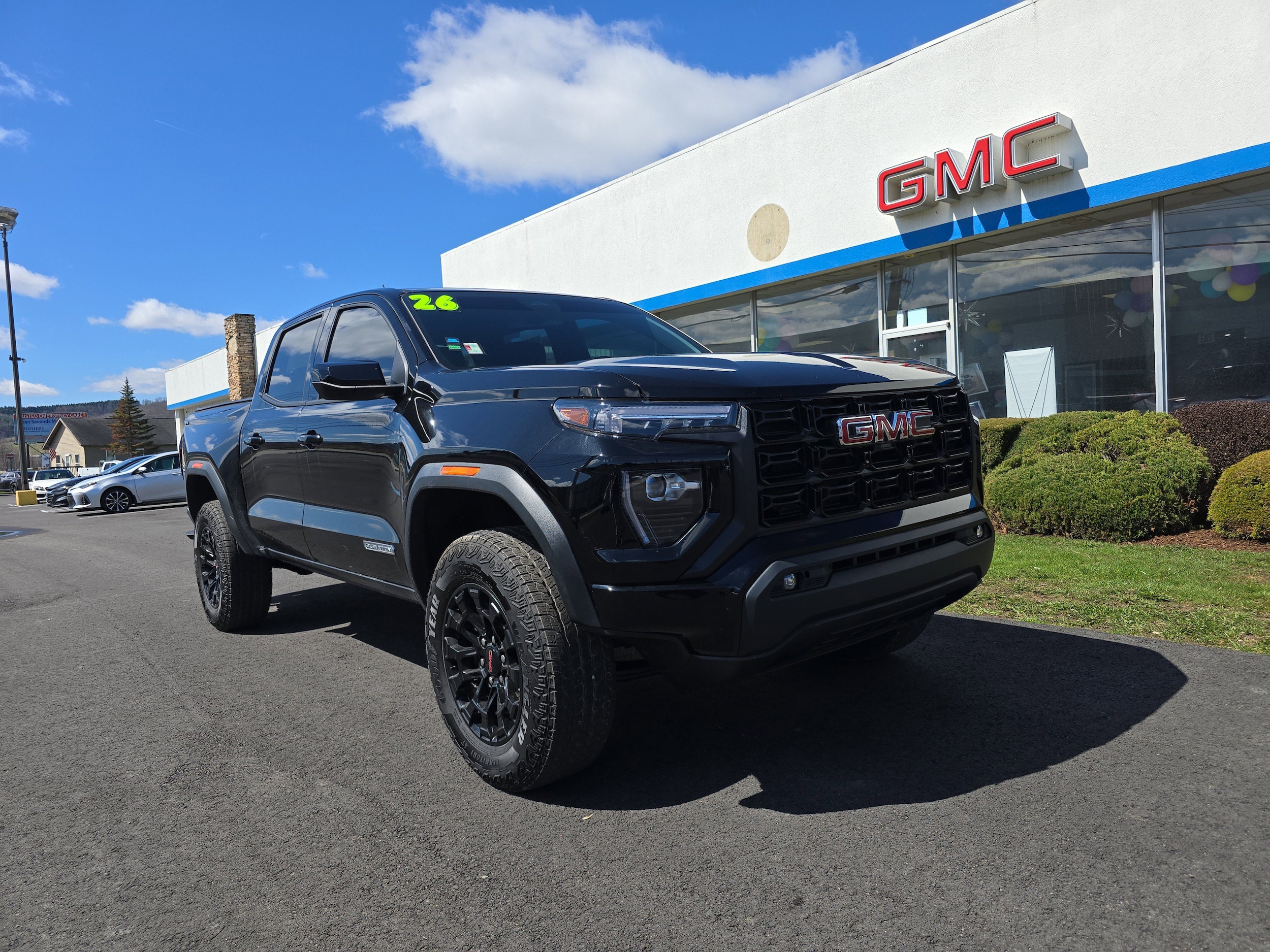2026 GMC Canyon 4WD Elevation Crew Cab Short Box's photo