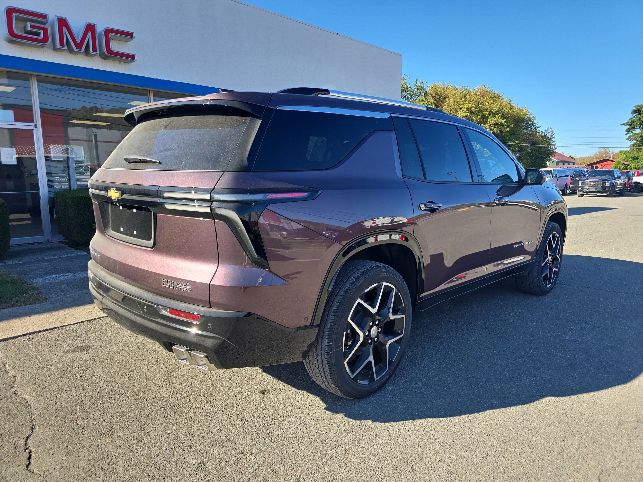 2026 Chevrolet Traverse High Country photo 3