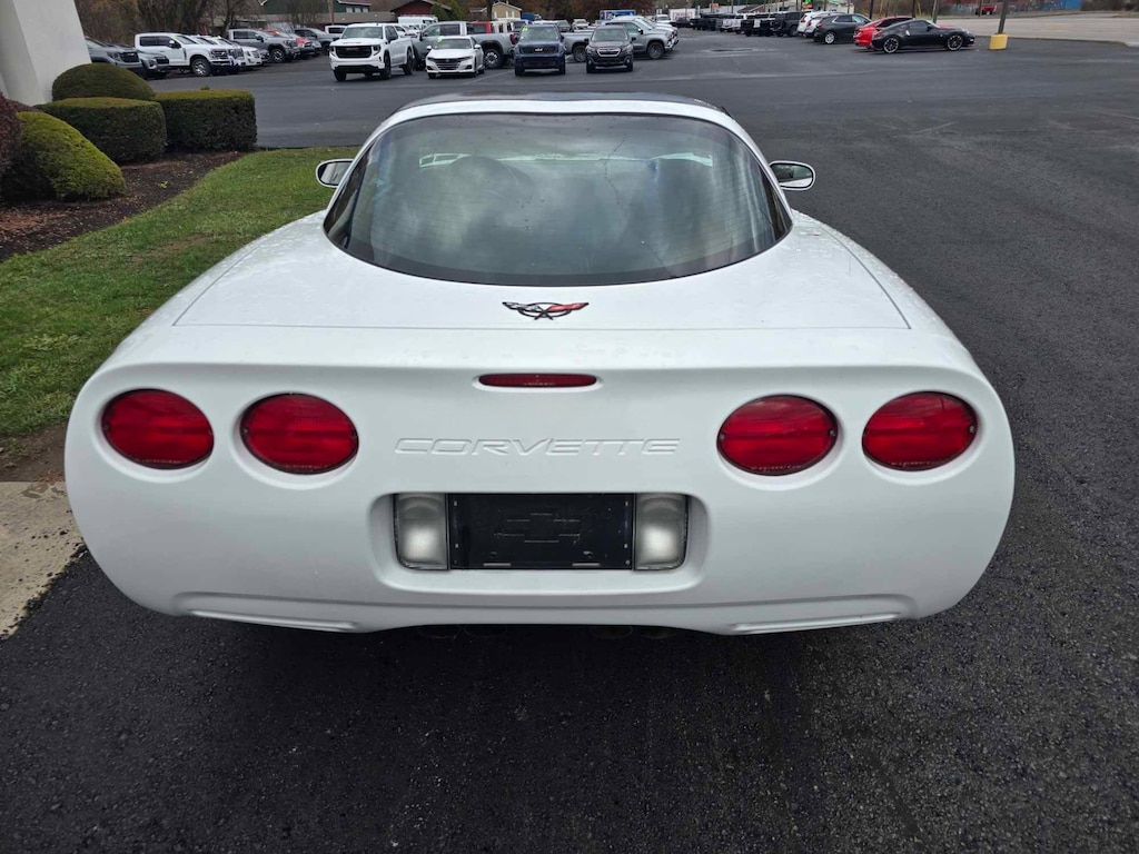 Used 1998 Chevrolet Corvette  Coupe