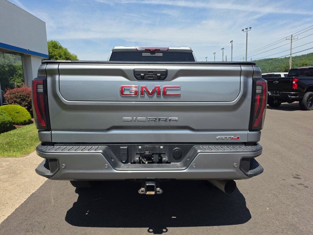 Used 2024 GMC Sierra 2500HD AT4 Truck Crew Cab