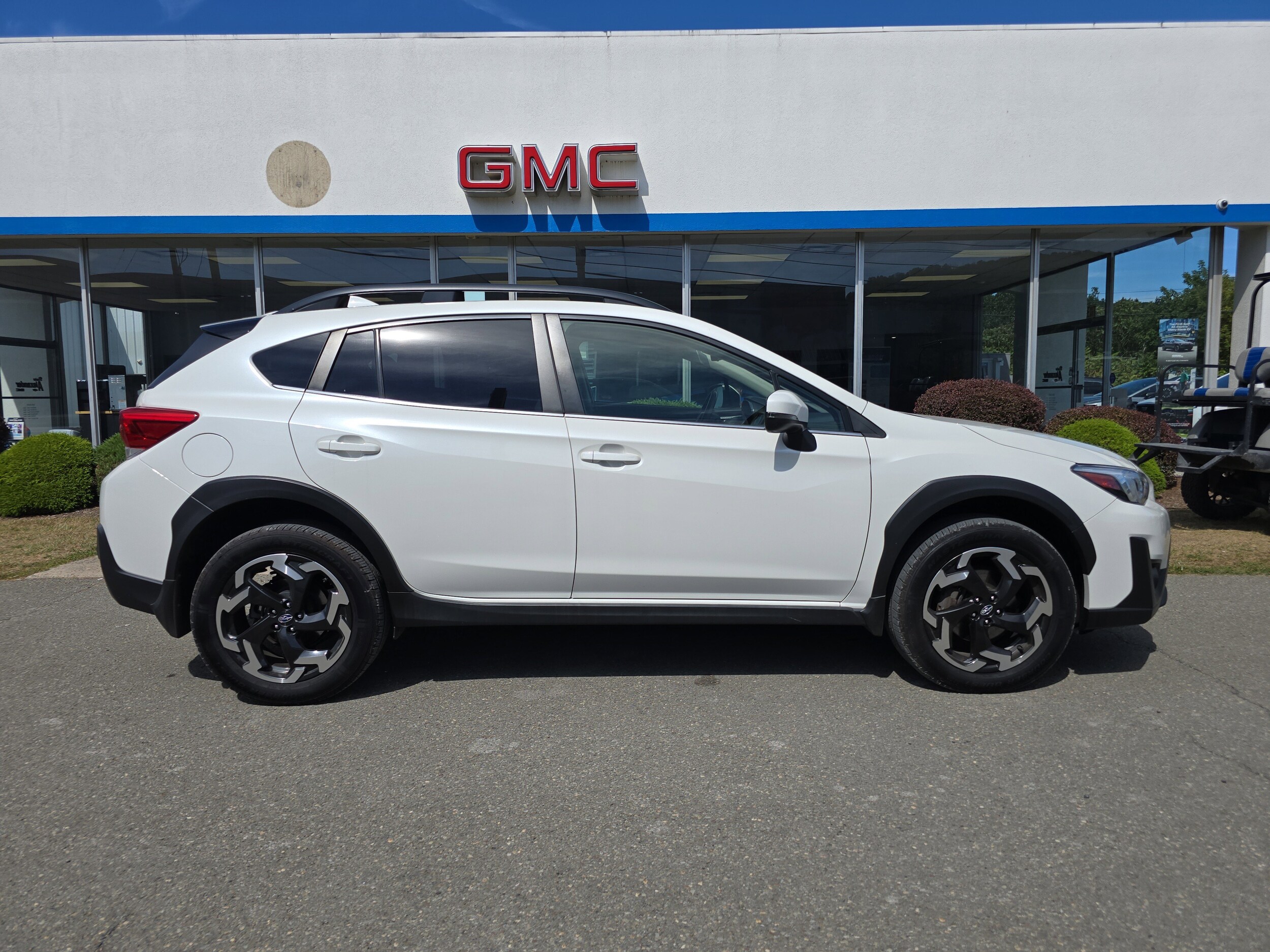 2022 Subaru Crosstrek Limited photo 2