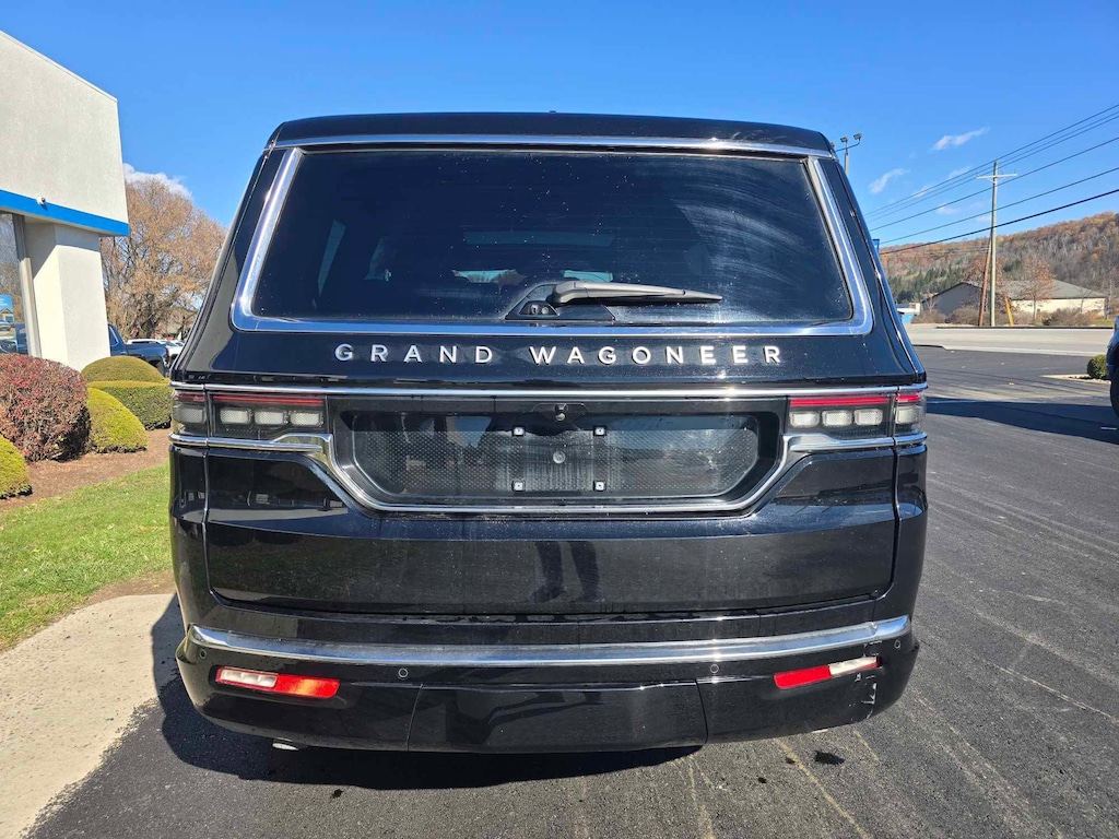 Used 2024 Jeep Grand Wagoneer SUV