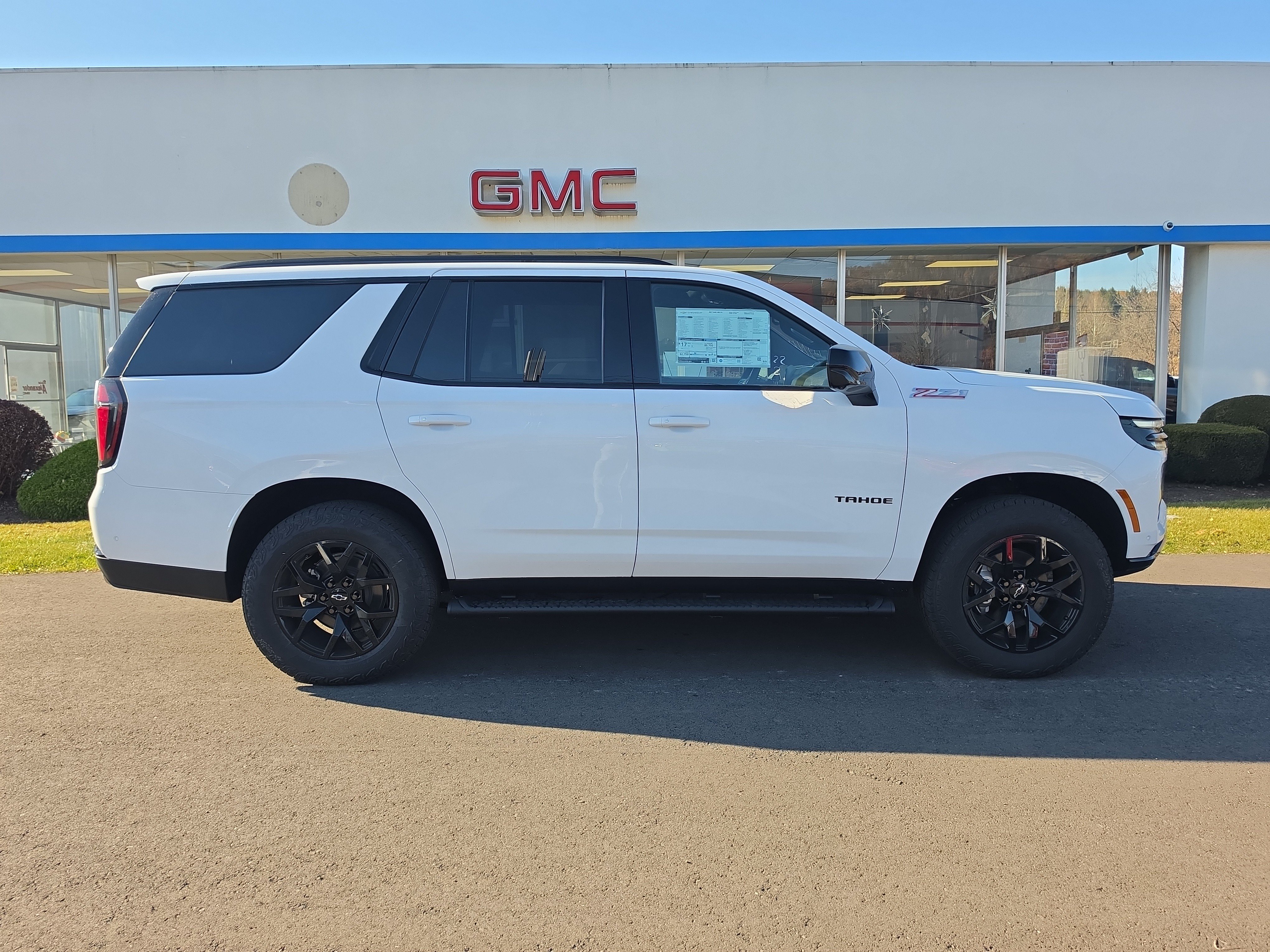New 2027 Chevrolet Tahoe Z71 SUV