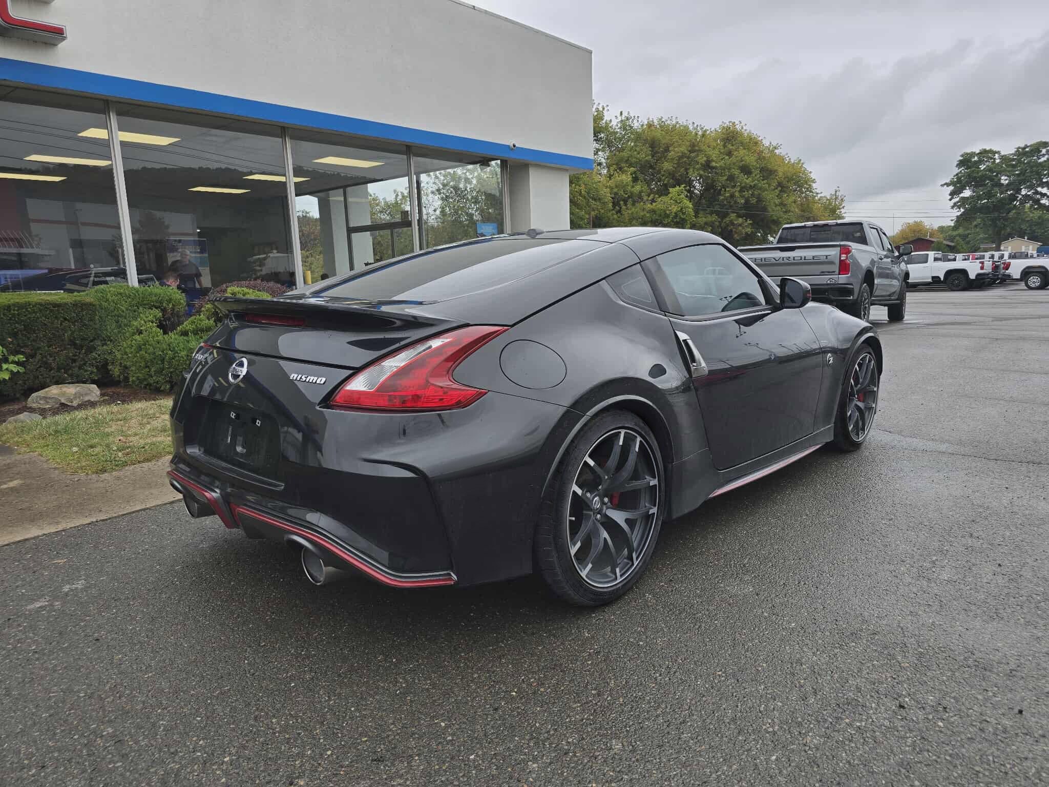 2020 Nissan 370Z Nismo photo 3