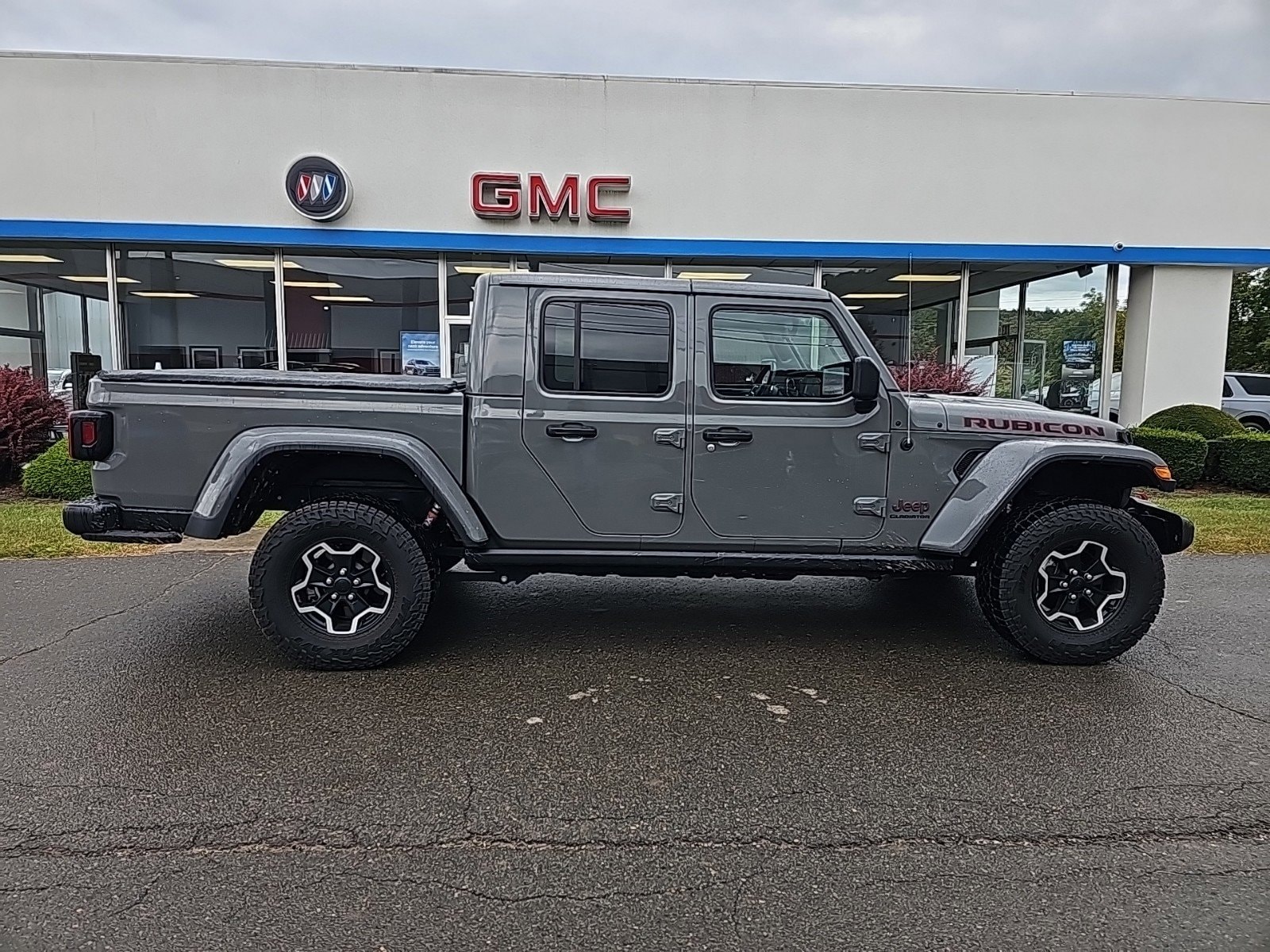 Used 2022 Jeep Gladiator Rubicon with VIN 1C6JJTBG3NL124225 for sale in Montoursville, PA