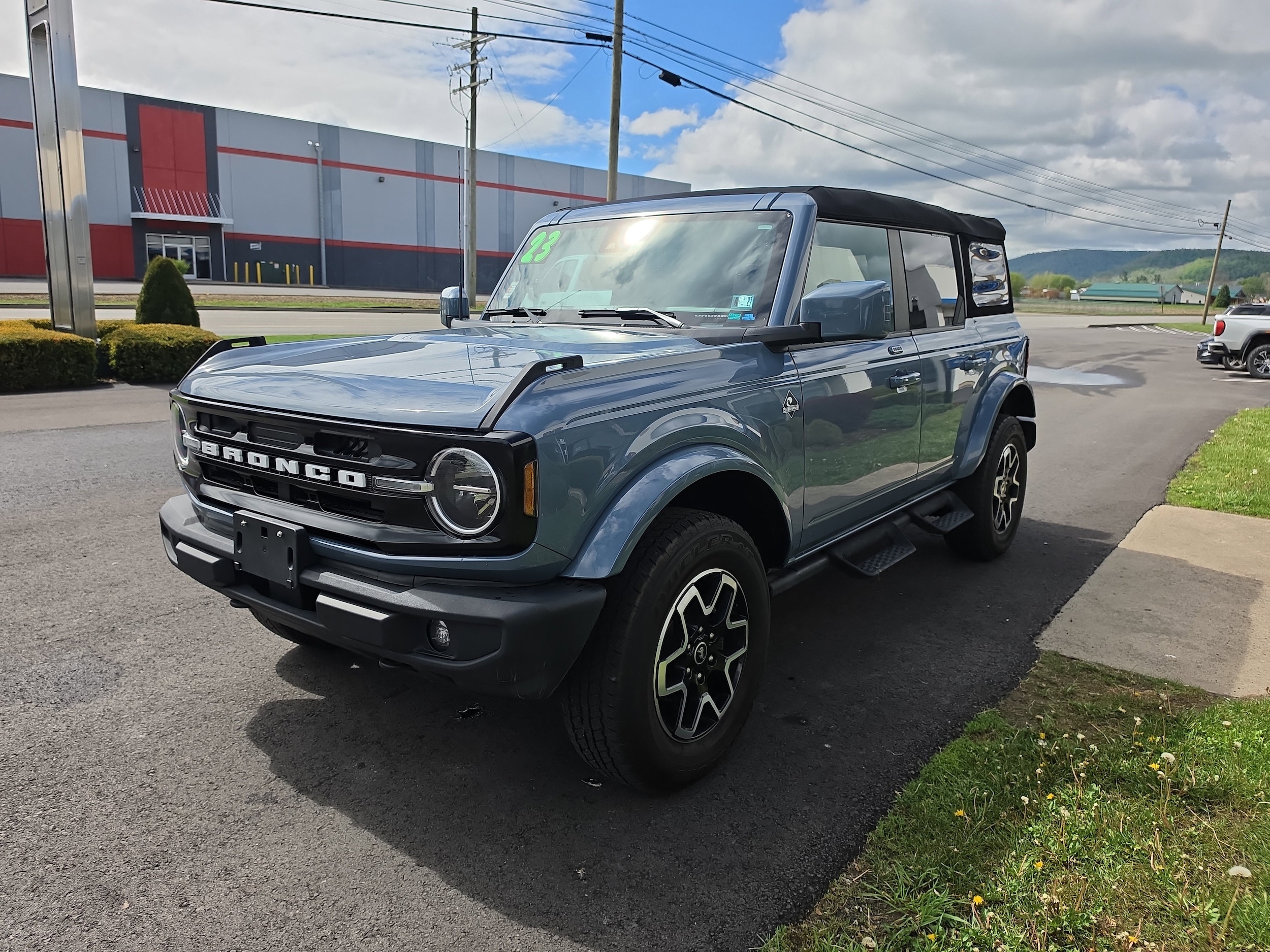 2023 Ford Bronco 4-Door Outer Banks - Photo 8