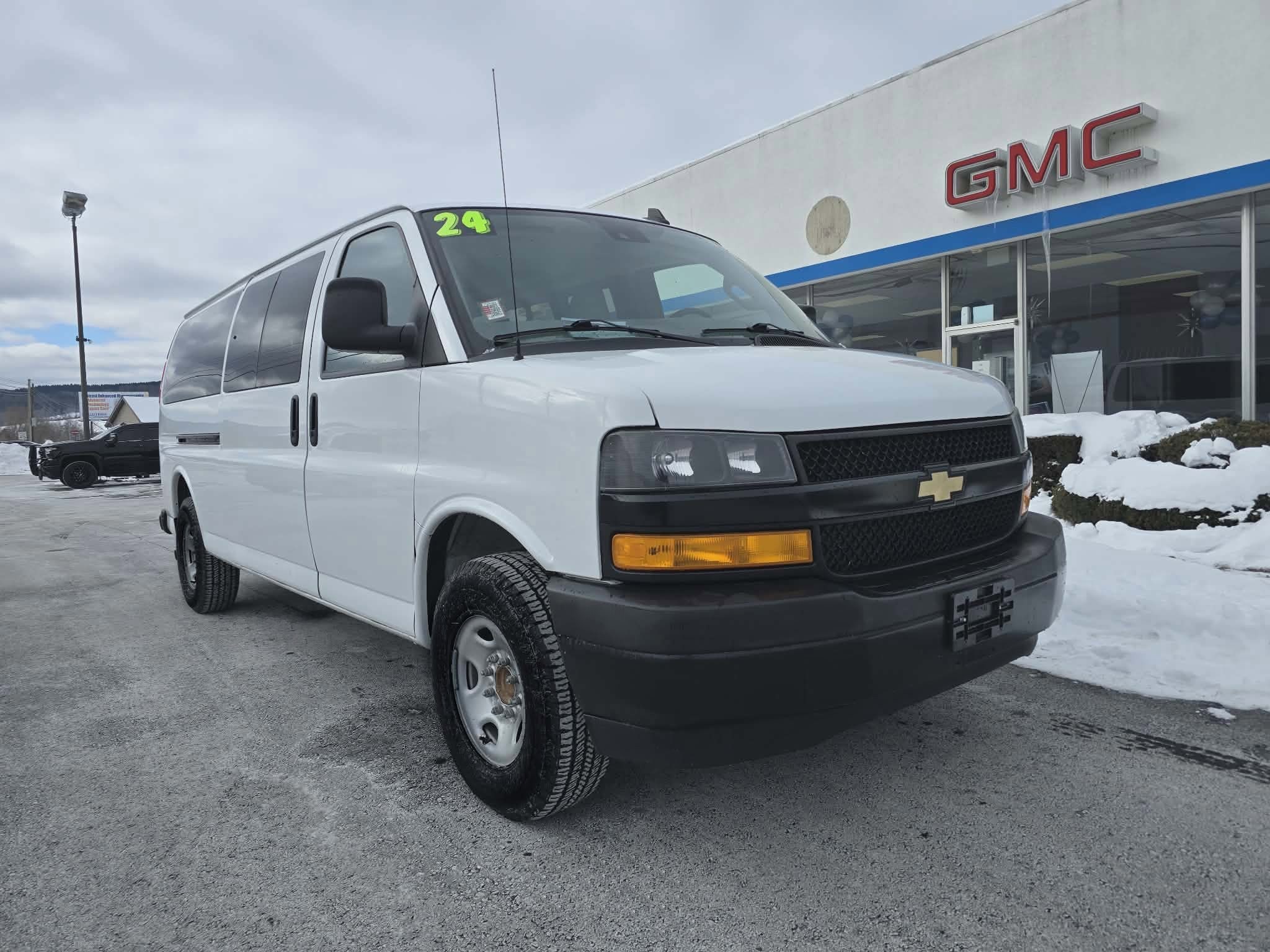 2024 Chevrolet Express Passenger