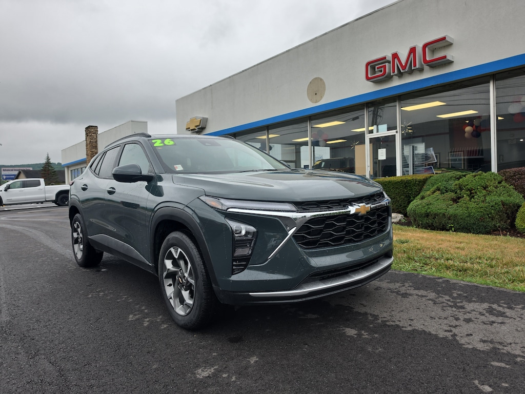 Used 2026 Chevrolet Trax LT SUV