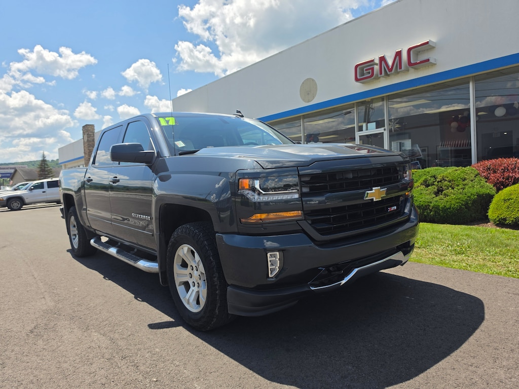 Used 2017 Chevrolet Silverado 1500 LT Truck Crew Cab