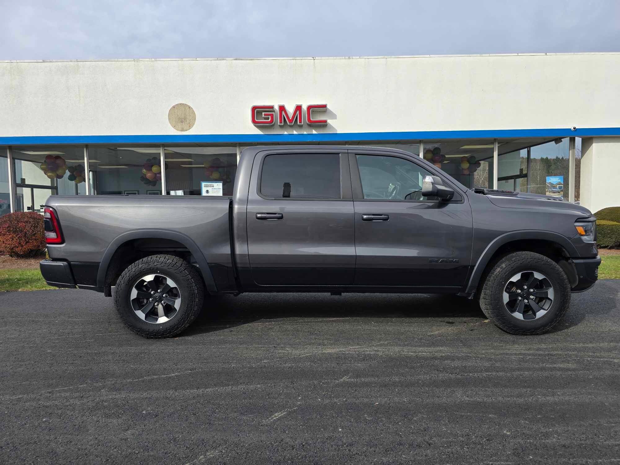 2022 Ram 1500 Rebel photo 2