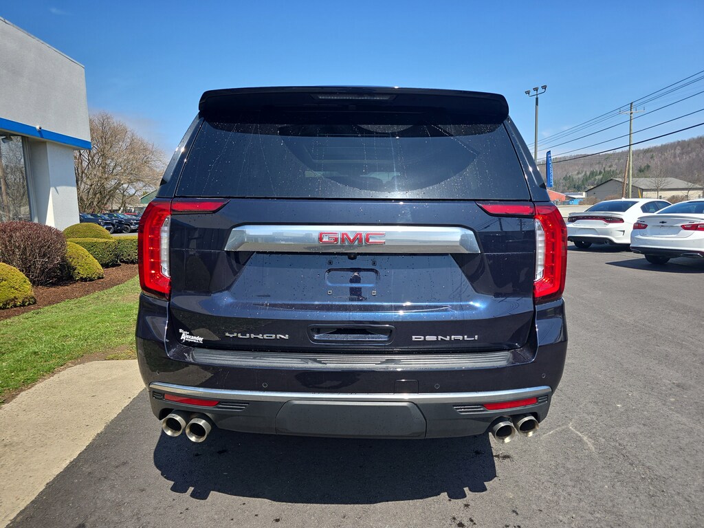 Used 2022 GMC Yukon Denali SUV