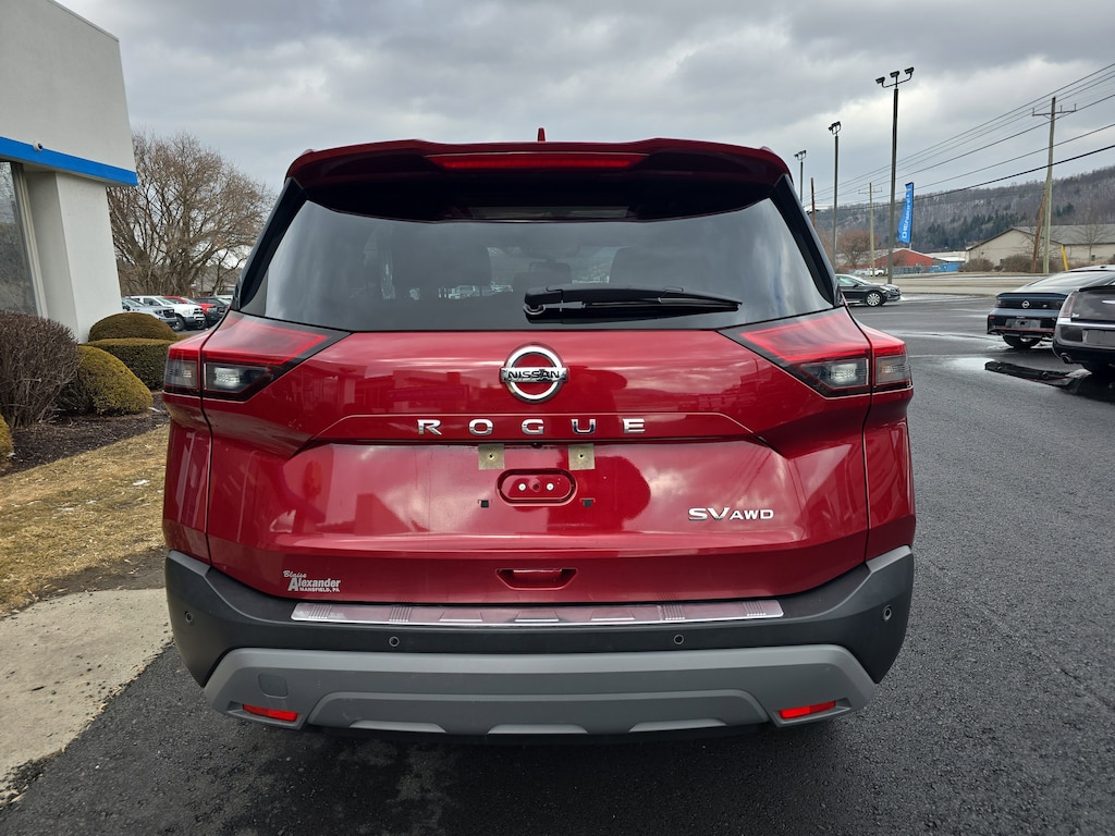 Used 2021 Nissan Rogue SV SUV