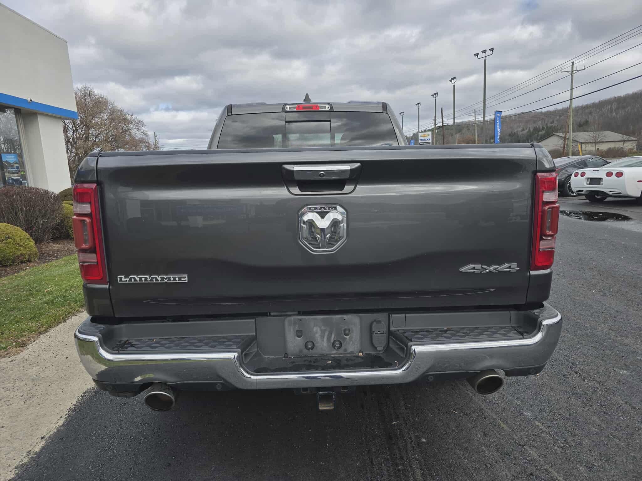 2020 Ram 1500 Laramie photo 4