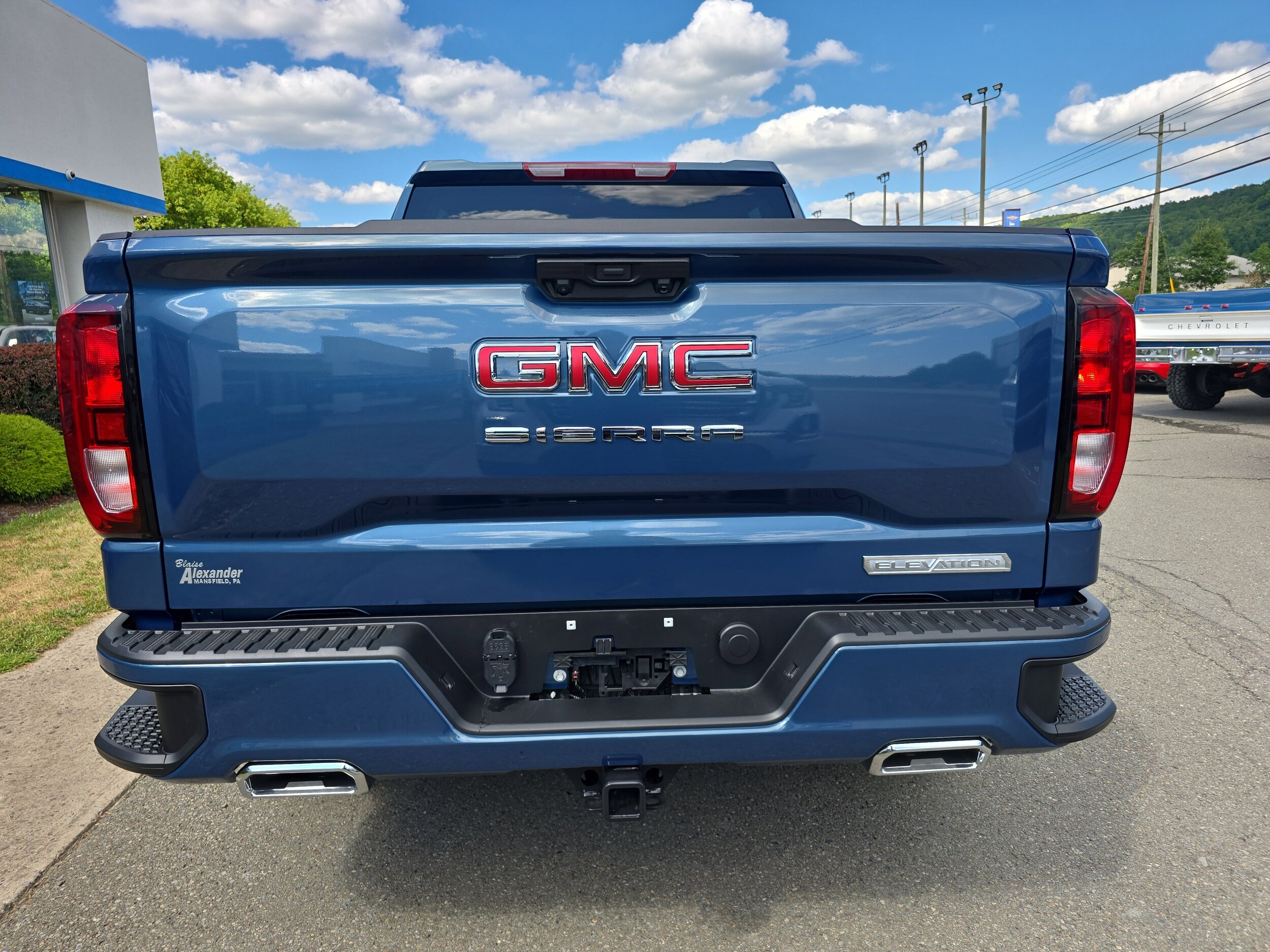 2025 Gmc Sierra 1500 Elevation photo 3