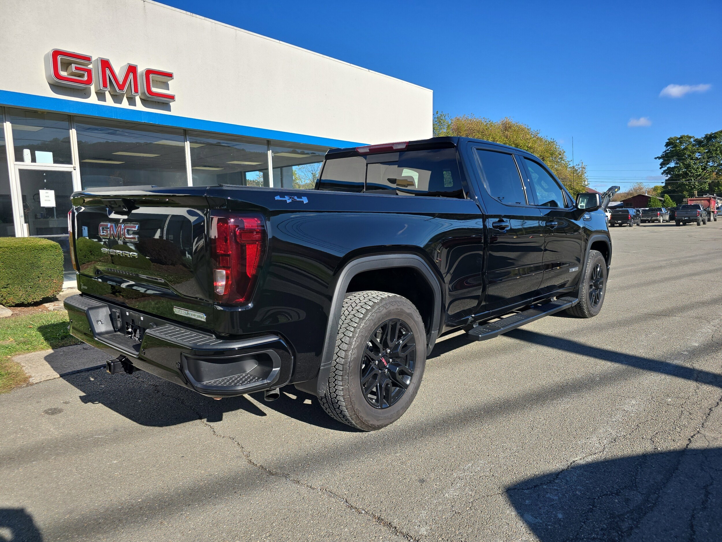 2025 Gmc Sierra 1500 Elevation photo 3