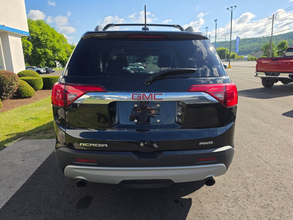 Used 2018 GMC Acadia SLT SUV