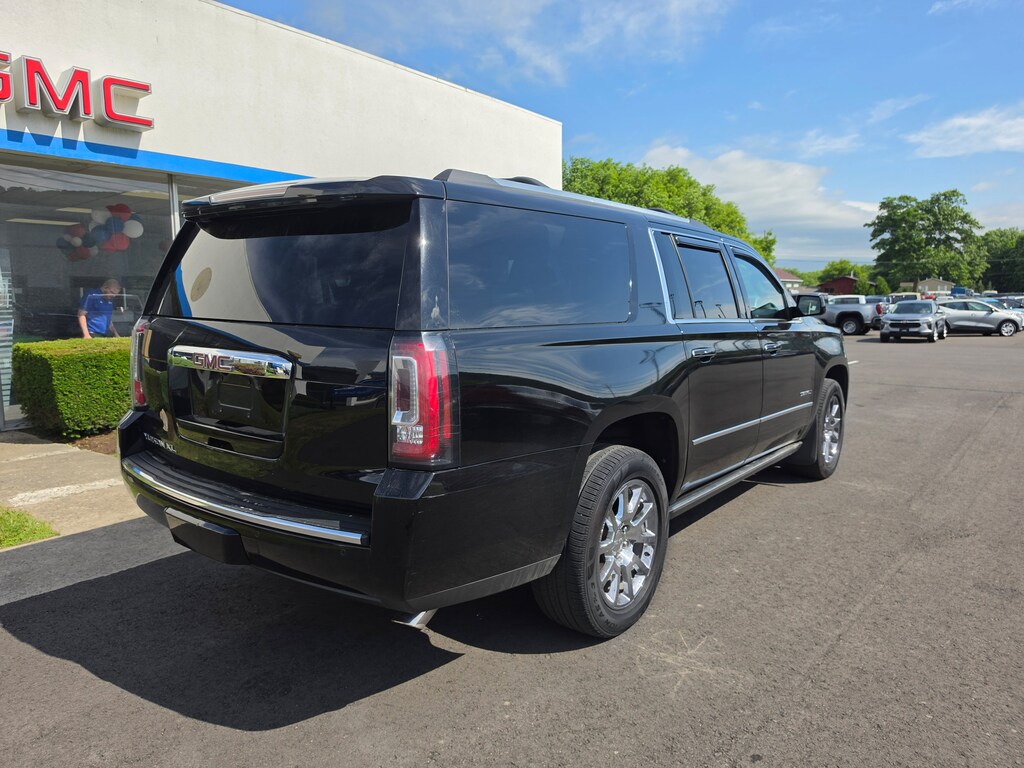 Used 2016 GMC Yukon XL Denali SUV
