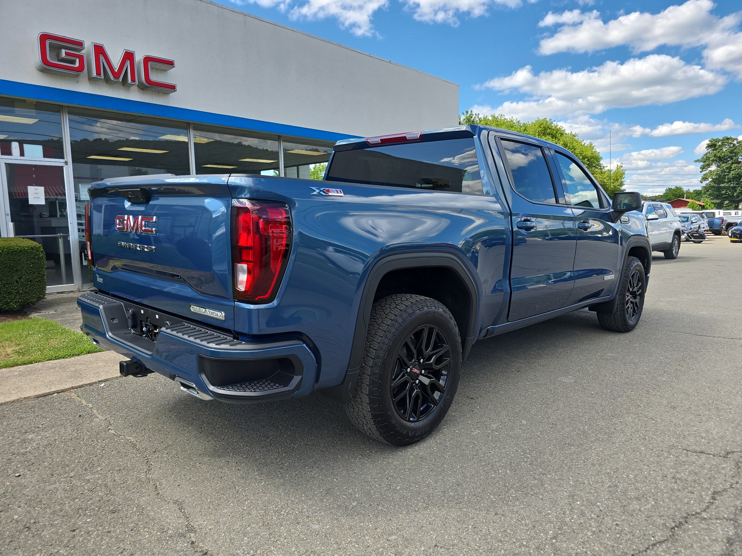 2025 Gmc Sierra 1500 Elevation photo 2