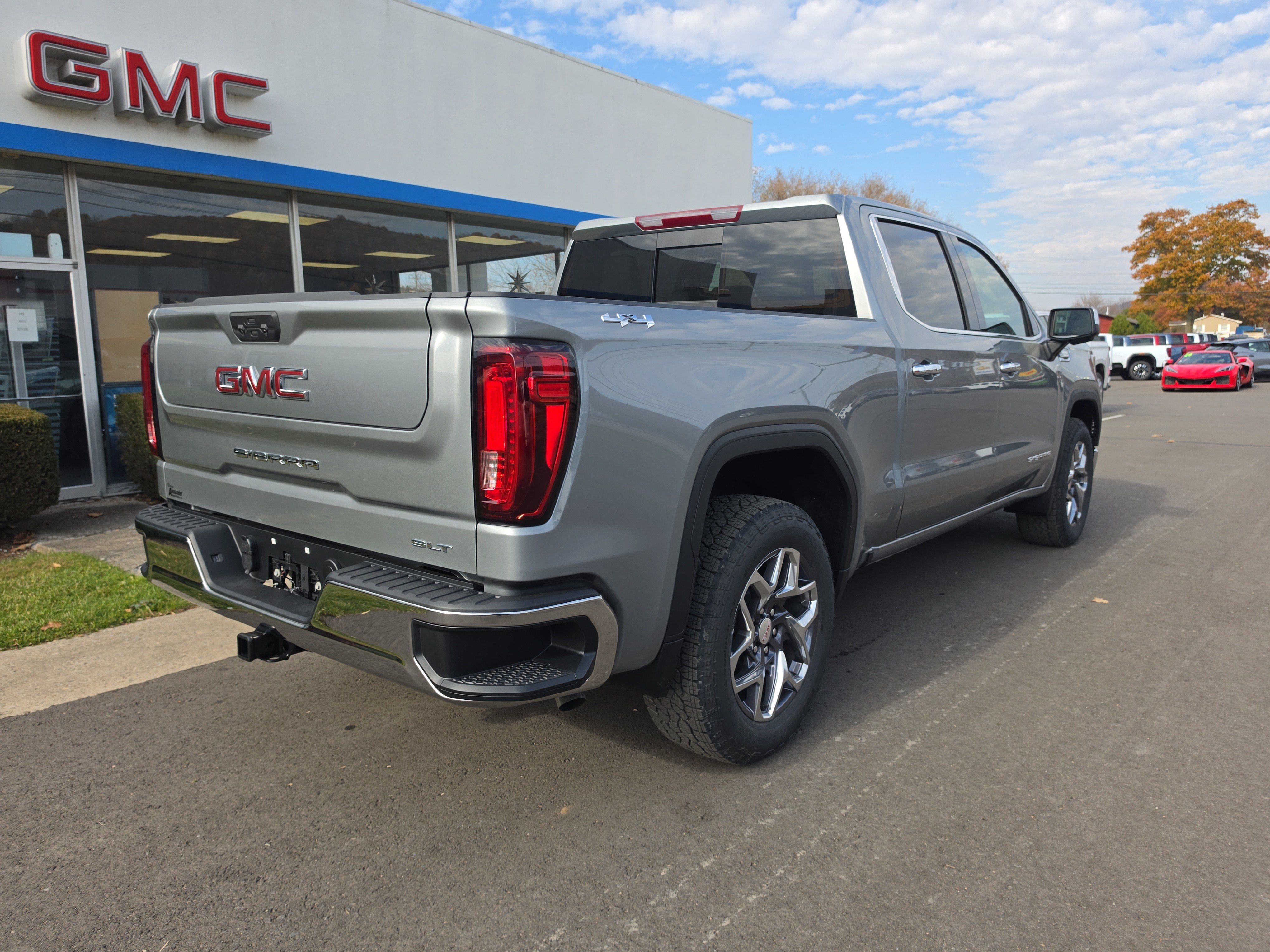 New 2026 GMC Sierra 1500 SLT Truck Crew Cab